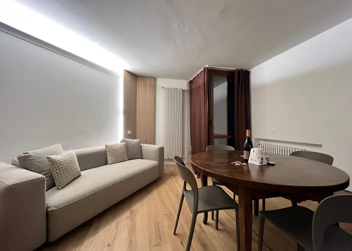 Alpine Glow - Sophisticated In - Out Апартаменты *