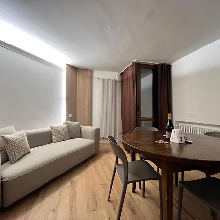 Alpine Glow - Sophisticated In - Out Appartement *