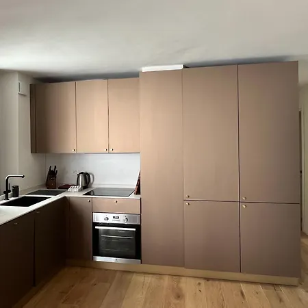 Alpine Glow - Sophisticated In - Out * Breuil-Cervinia