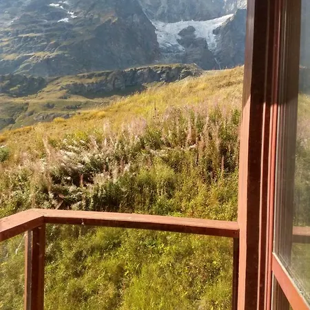 On Slopes, The Slope N°3 Is Under The Balcony! *