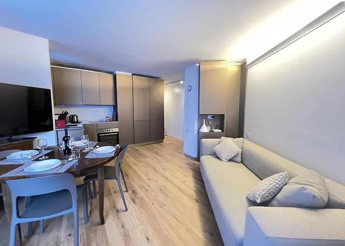 Alpine Glow - Sophisticated In - Out Breuil-Cervinia